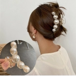 Women Hair Claw Clips Round Pearl Makeup Hair Styling Barrettes